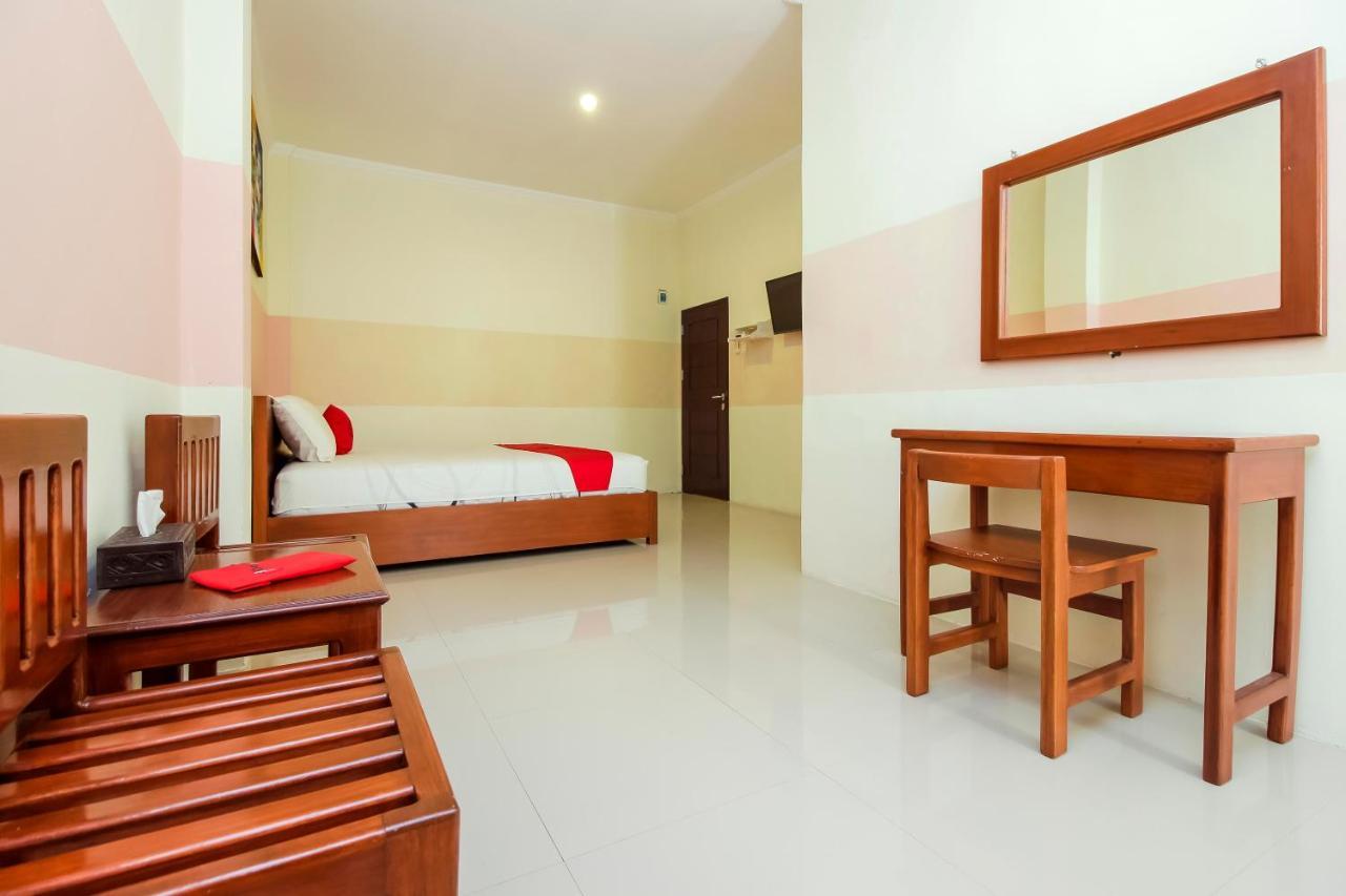 Reddoorz Near Jalan Jendral Sudirman Manado Hotel Buitenkant foto