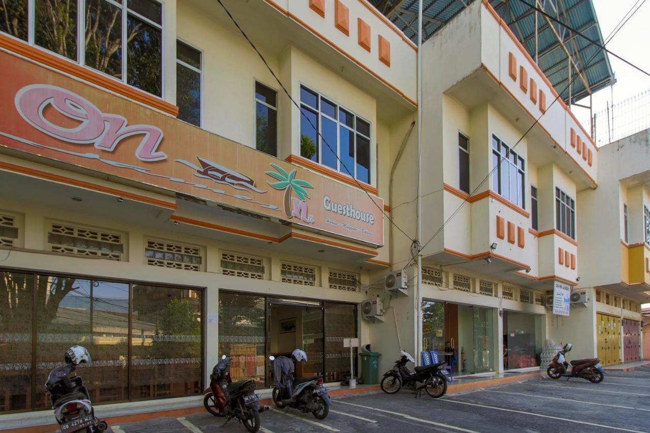 Reddoorz Near Jalan Jendral Sudirman Manado Hotel Buitenkant foto