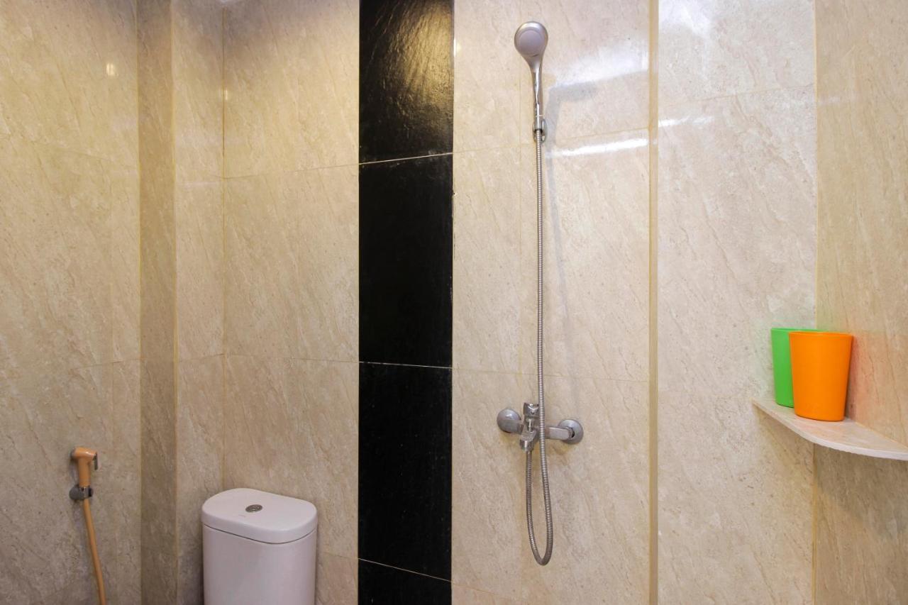 Reddoorz Near Jalan Jendral Sudirman Manado Hotel Buitenkant foto